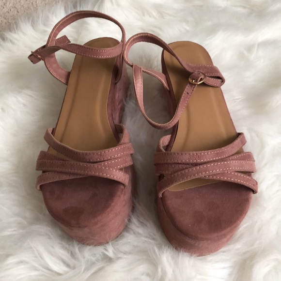 BAMBOO Platform Suede Sandal - Picture 3 of 5